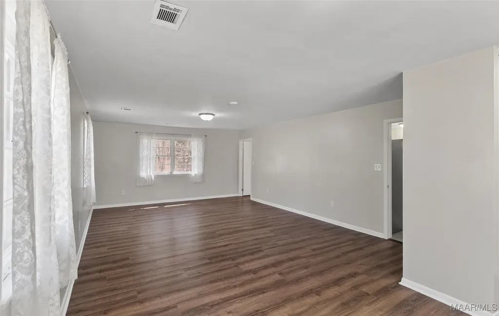 262 Rosemary Lane Ozark AL 36360