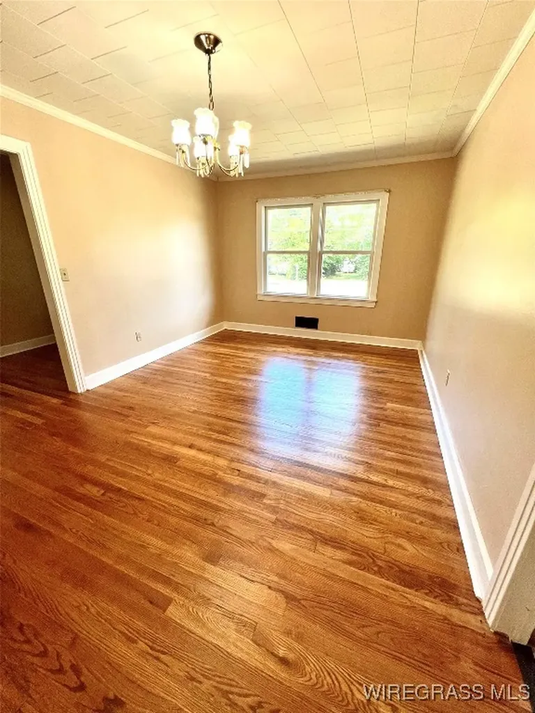 254 Newton Avenue Ozark AL 36360