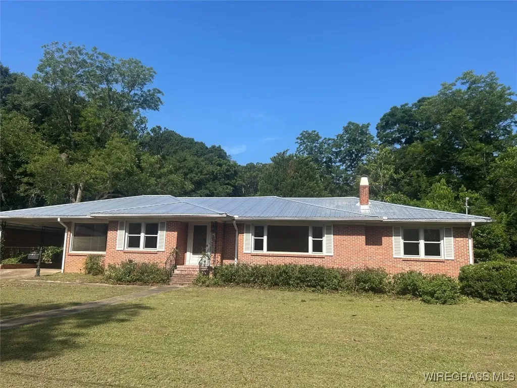 254 Newton Avenue Ozark AL 36360