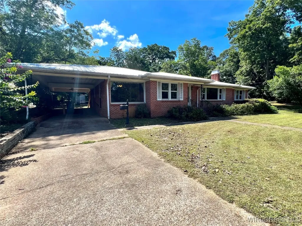 254 Newton Avenue Ozark AL 36360