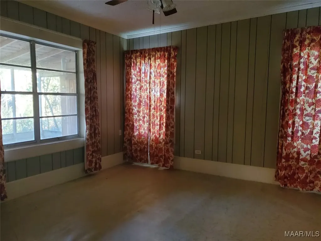 1325 Bermuda Street Ozark AL 36360