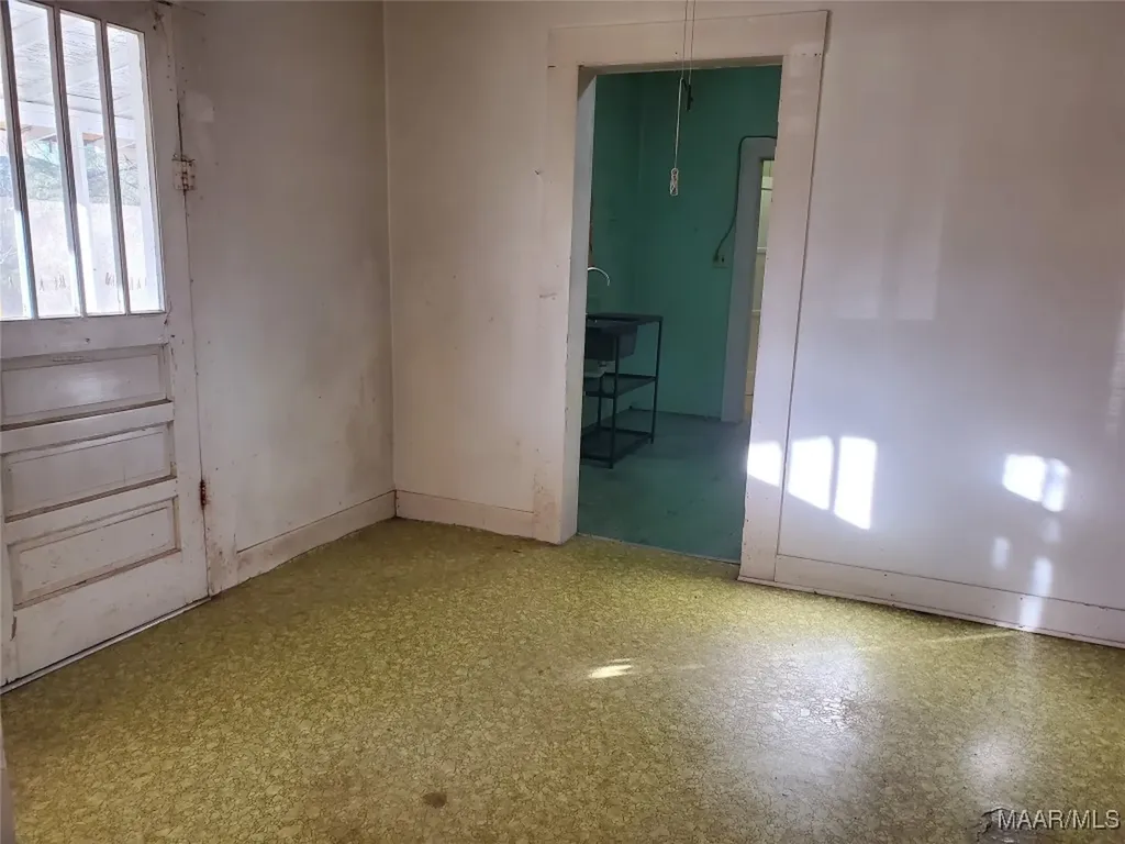 1325 Bermuda Street Ozark AL 36360