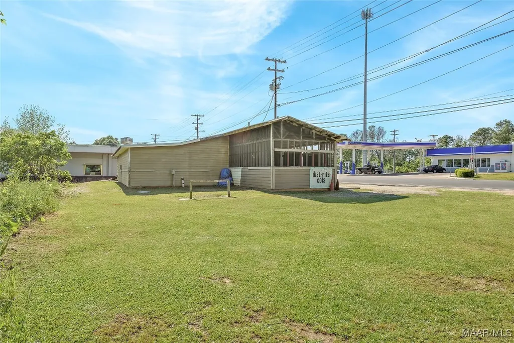 26 E Main Street Ariton AL 36311