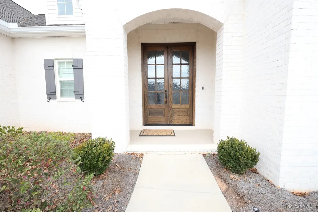 204 Bella Drive Enterprise AL 36330