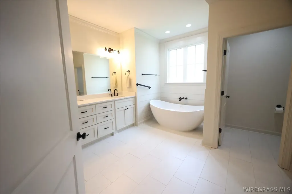 204 Bella Drive Enterprise AL 36330