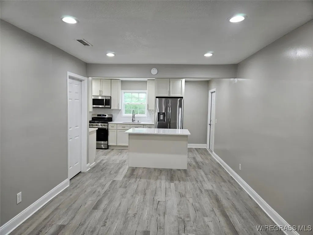 219 East Drive Enterprise AL 36330