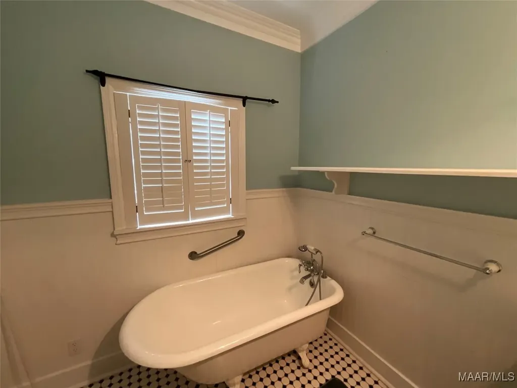 519 Davis Street Elba AL 36323