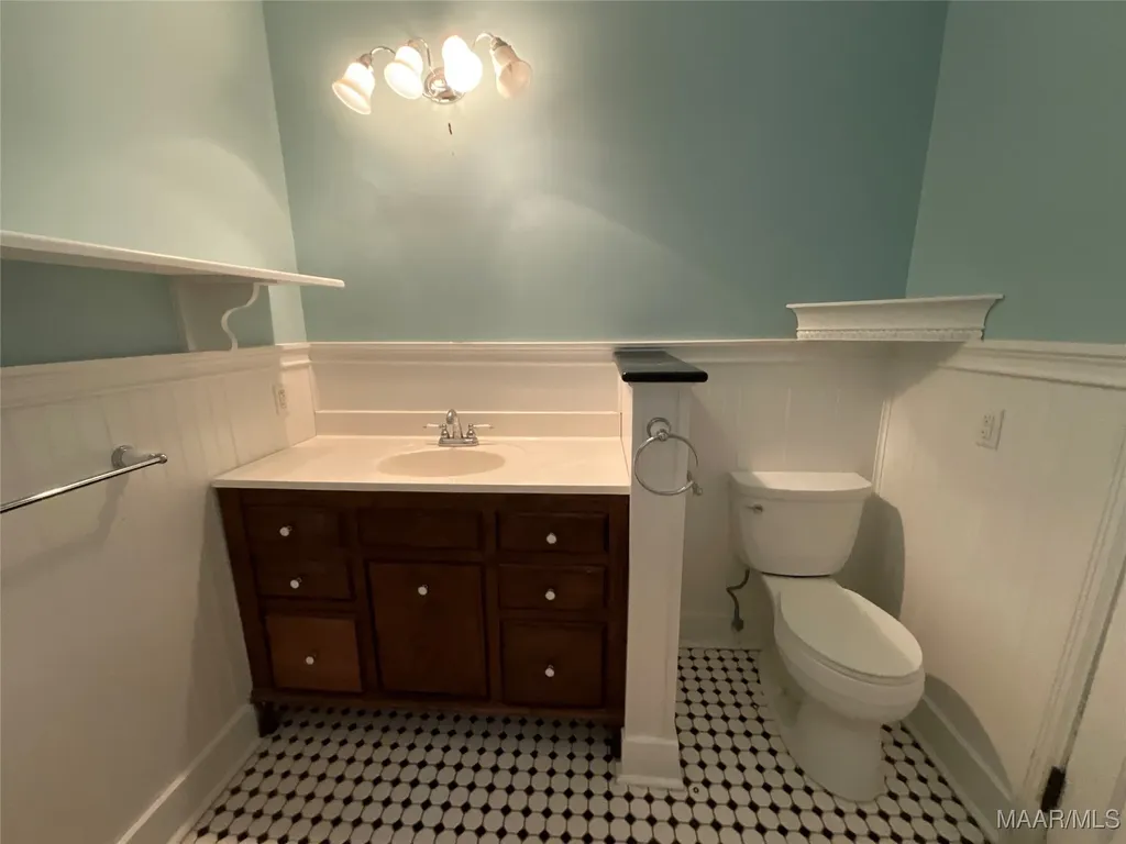 519 Davis Street Elba AL 36323