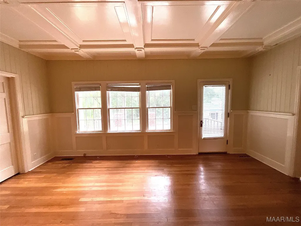 519 Davis Street Elba AL 36323
