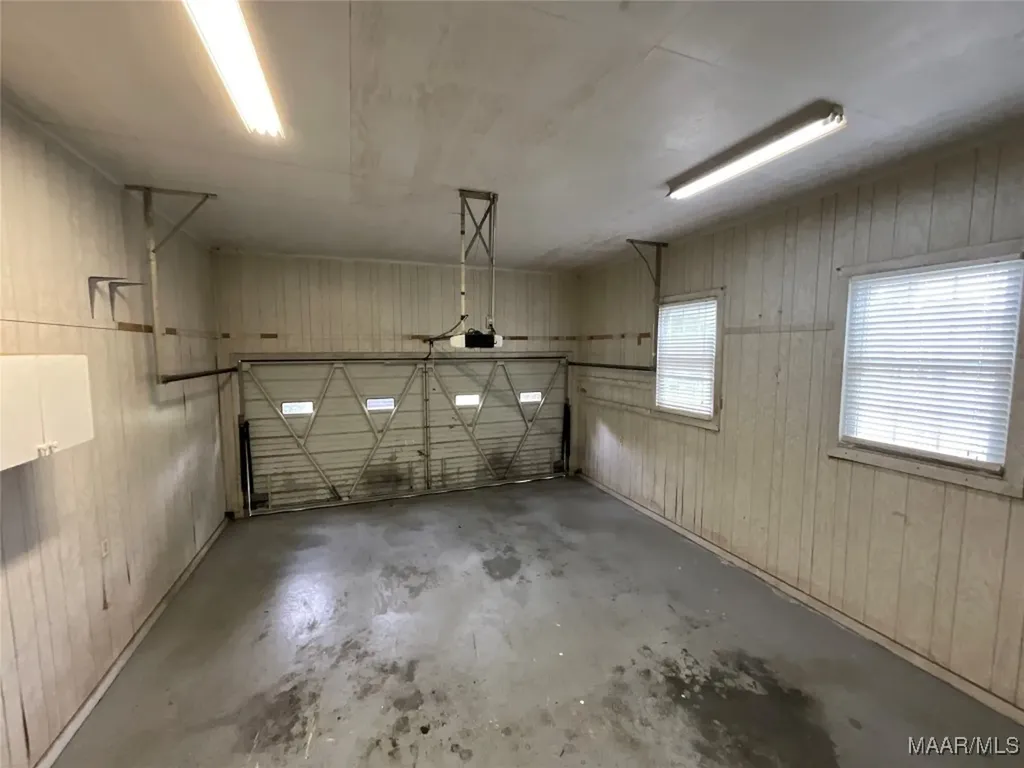 519 Davis Street Elba AL 36323