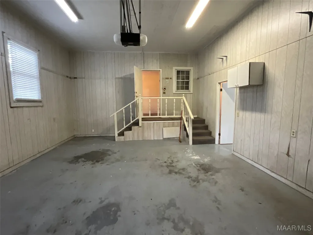 519 Davis Street Elba AL 36323