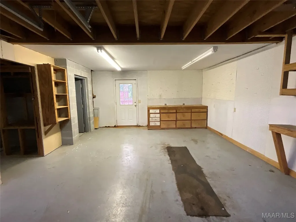 519 Davis Street Elba AL 36323