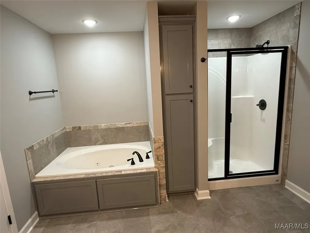 716 N John Street New Brockton AL 36351