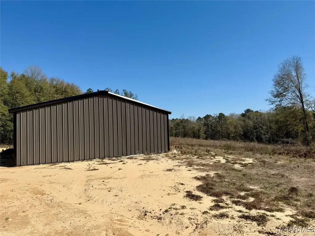 2326 Campbell Hill Road Chancellor AL 36316