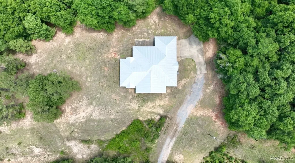 2285 Highway 122 Highway New Brockton AL 36351