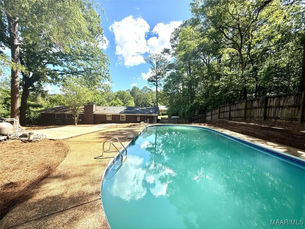 307 Douglas Brown Circle Enterprise AL 36330