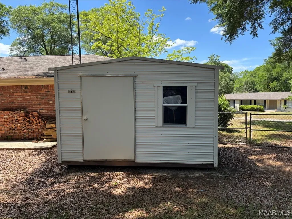 100 Harwood Place Enterprise AL 36330