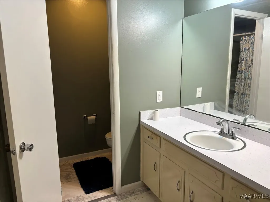 100 Harwood Place Enterprise AL 36330