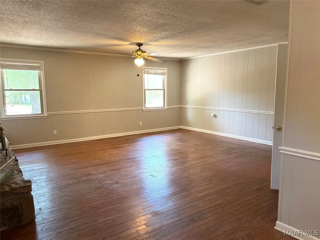 100 Harwood Place Enterprise AL 36330