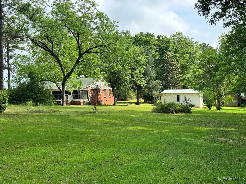 25440 Phillips Lane Red Level AL 36474