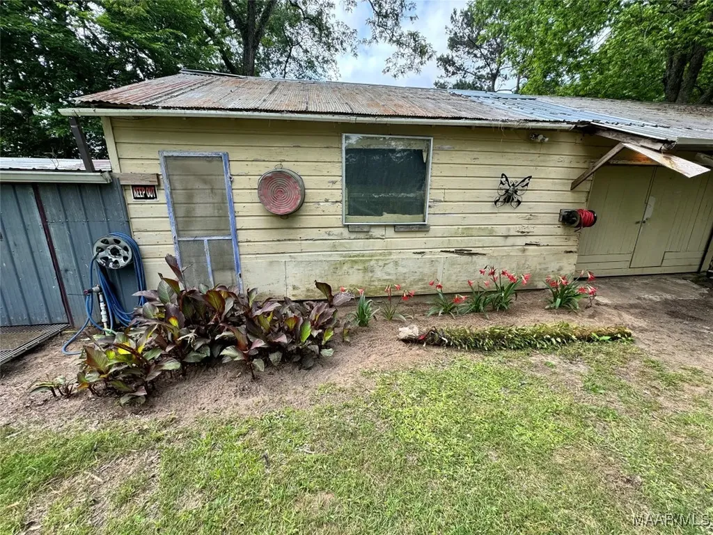 25440 Phillips Lane Red Level AL 36474