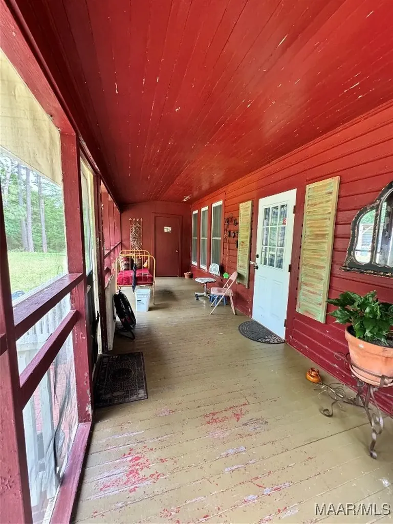 25440 Phillips Lane Red Level AL 36474