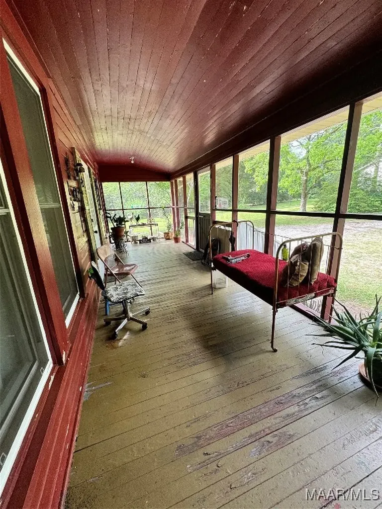 25440 Phillips Lane Red Level AL 36474