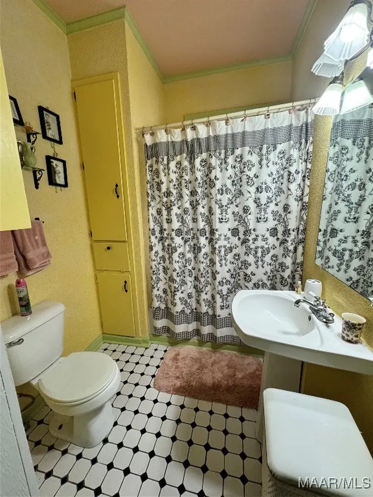 25440 Phillips Lane Red Level AL 36474