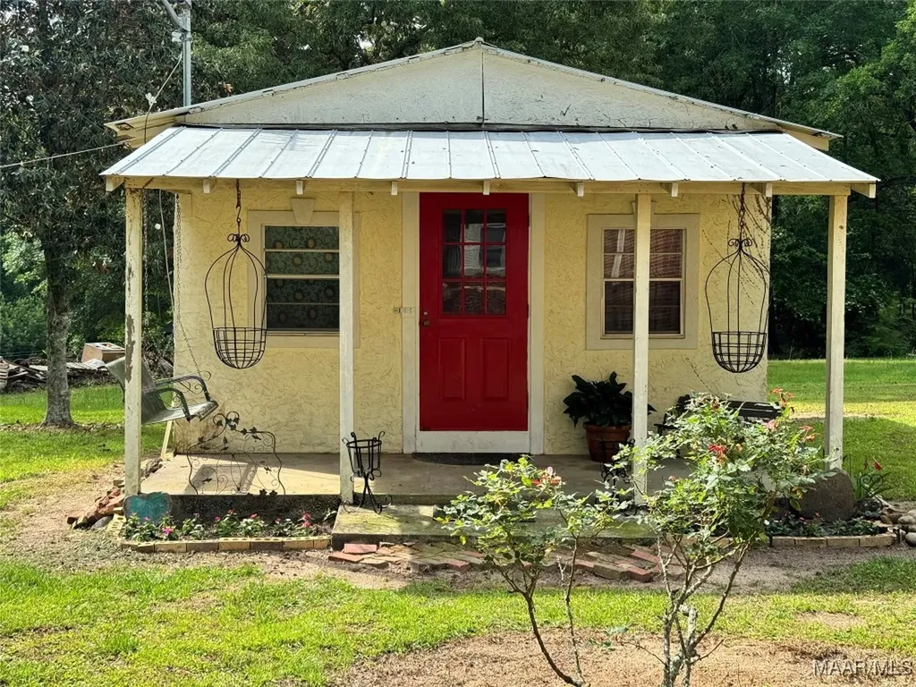 25440 Phillips Lane Red Level AL 36474