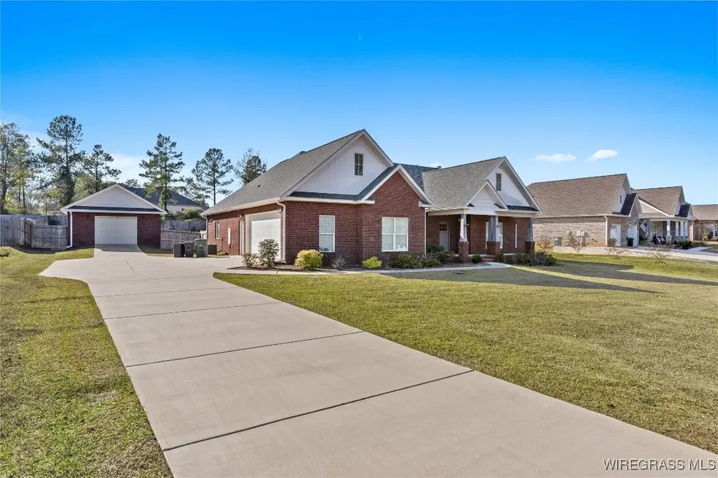 213 Archer Trail Enterprise AL 36351