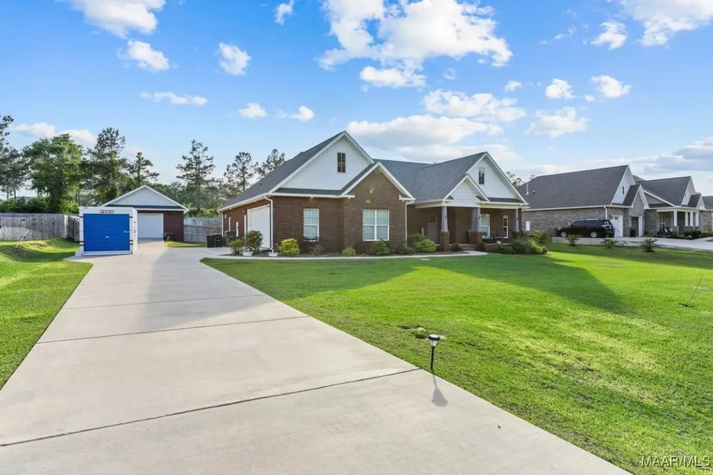 213 Archer Trail Enterprise AL 36351