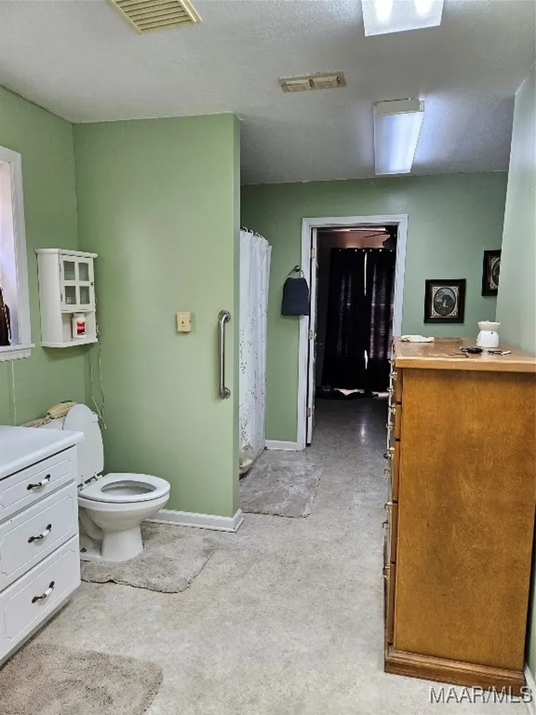 18694 Tt Clark Road Opp AL 36467