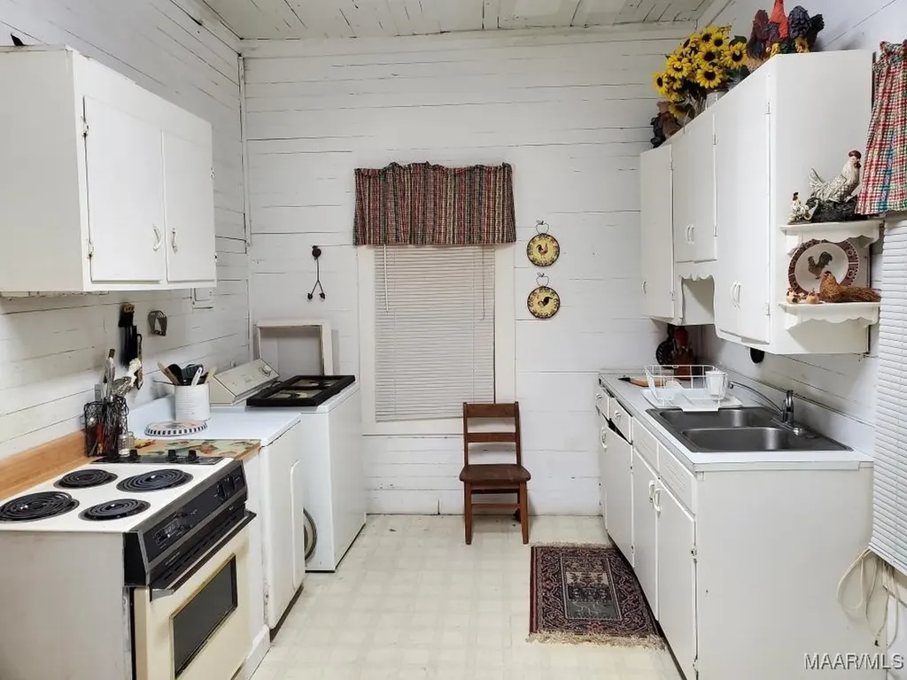 2085 County Road 3341 Brundidge AL 36010