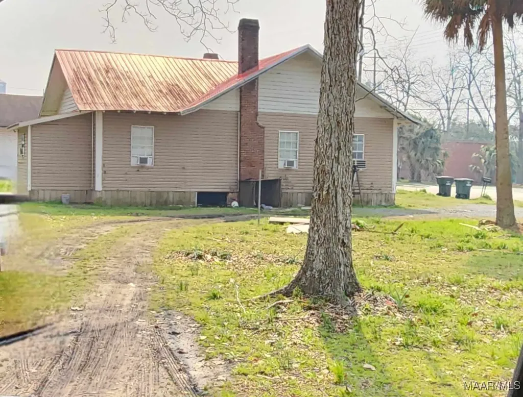 12 N Ripley Street Samson AL 36477