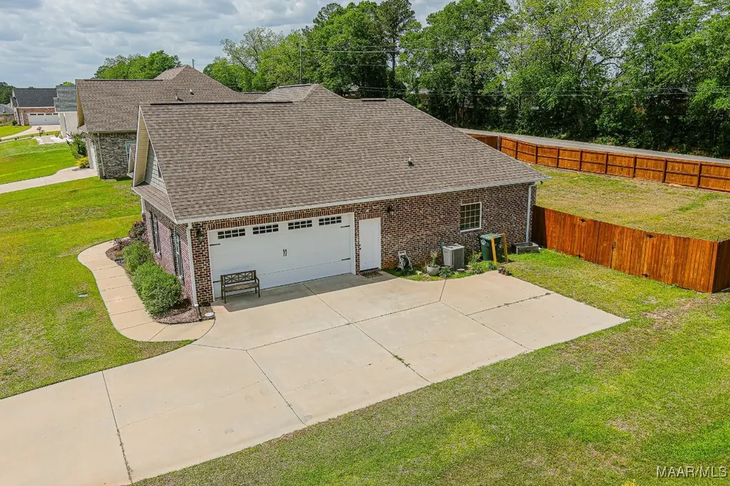 104 Davis Way Enterprise AL 36330