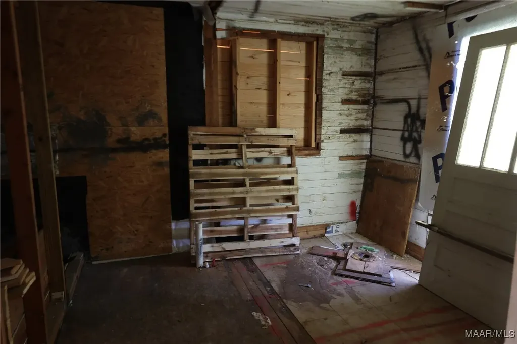 307 S John Street New Brockton AL 36351