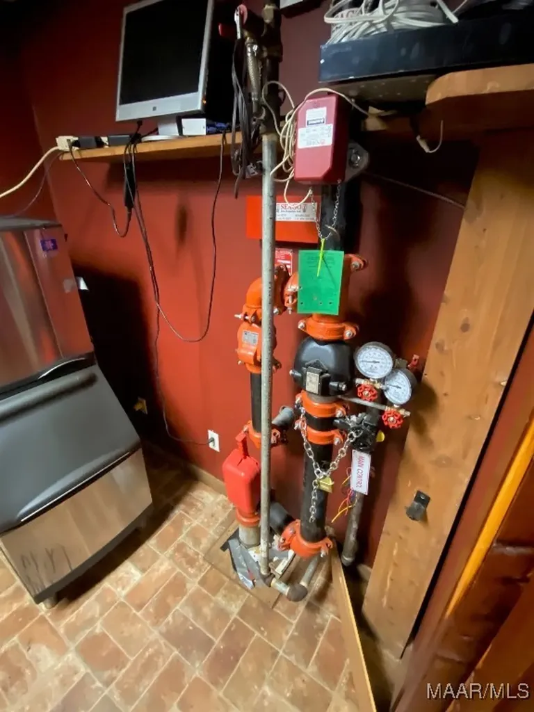 27070 County Road 21 Red Level AL 36374