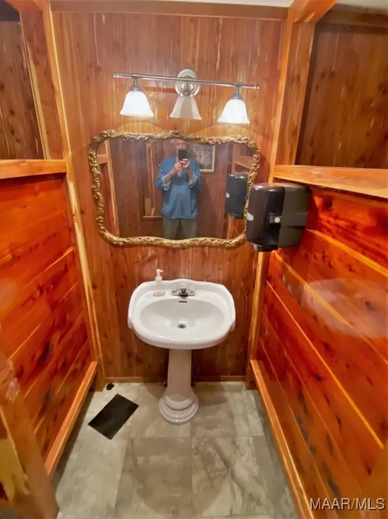 27070 County Road 21 Red Level AL 36374