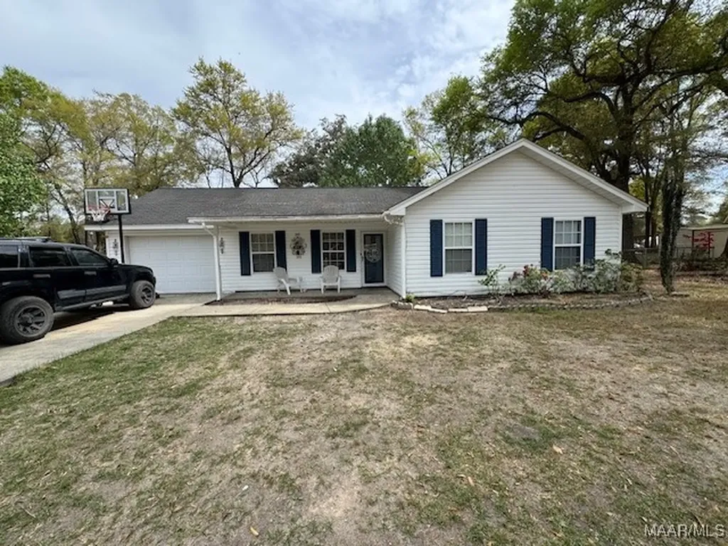 428 Oakdale Avenue Geneva AL 36340