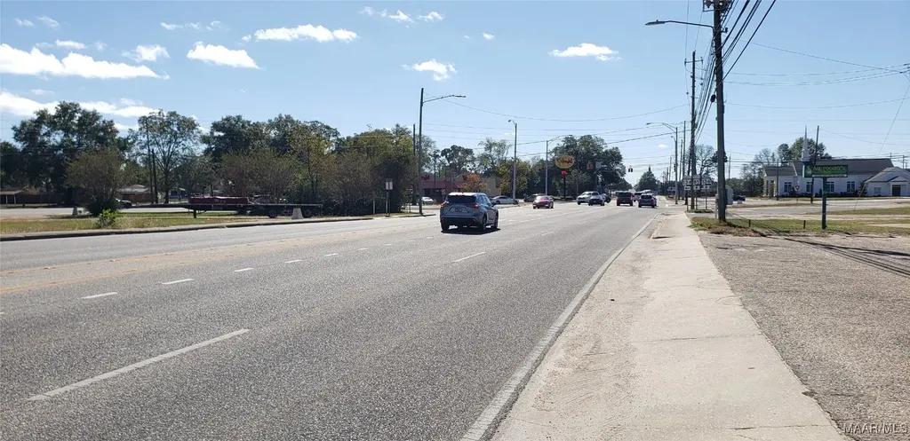 22 N Daleville Avenue Daleville AL 36322