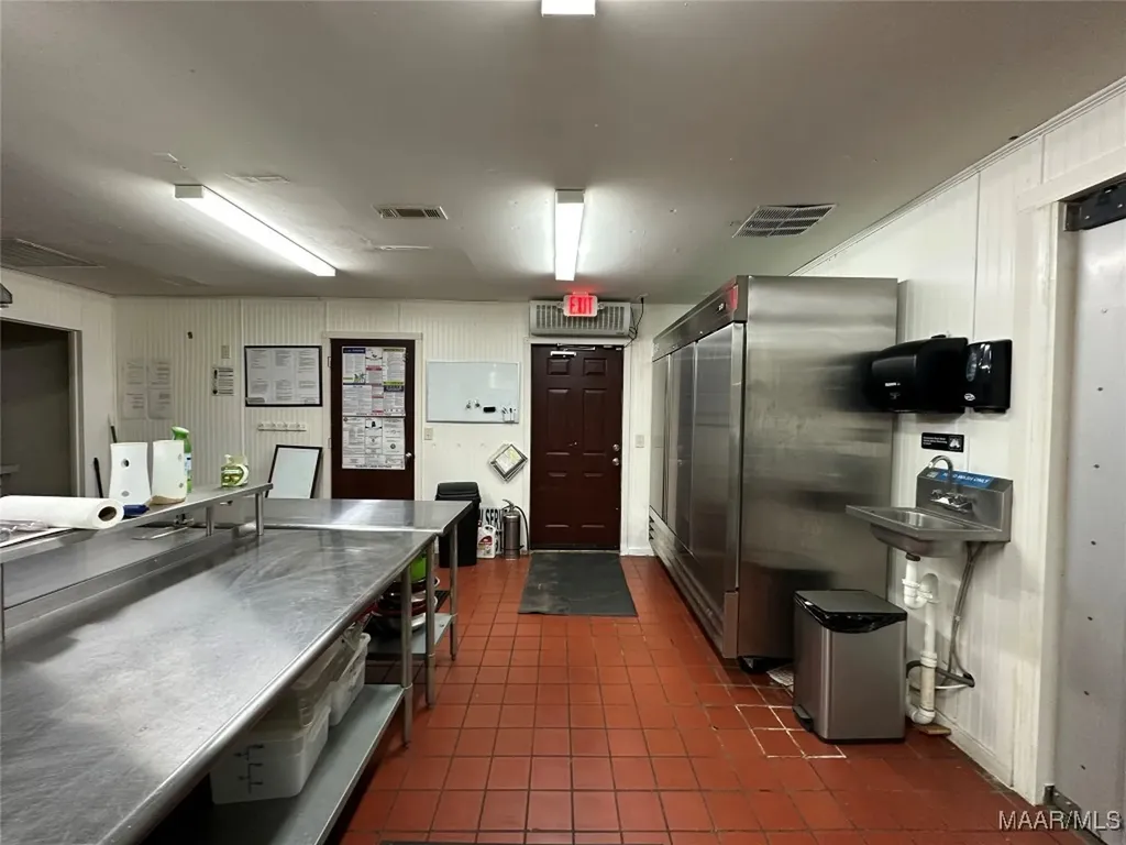 2203 Highway 134 Kinston AL 36453