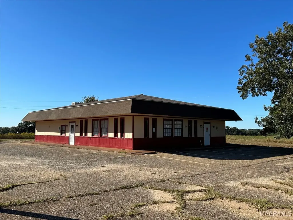 2203 Highway 134 Kinston AL 36453