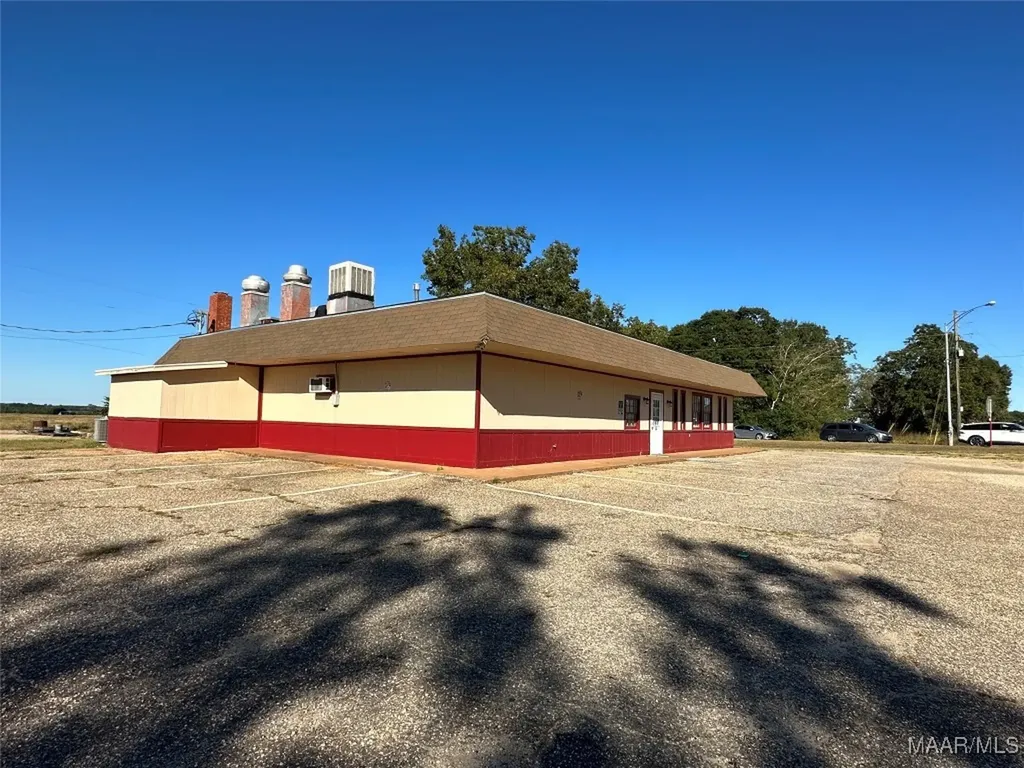 2203 Highway 134 Kinston AL 36453
