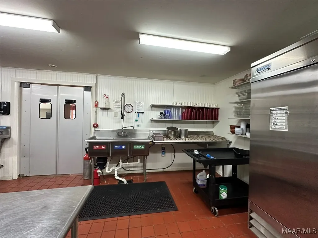 2203 Highway 134 Kinston AL 36453