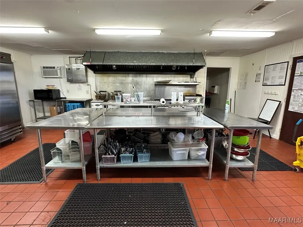 2203 Highway 134 Kinston AL 36453