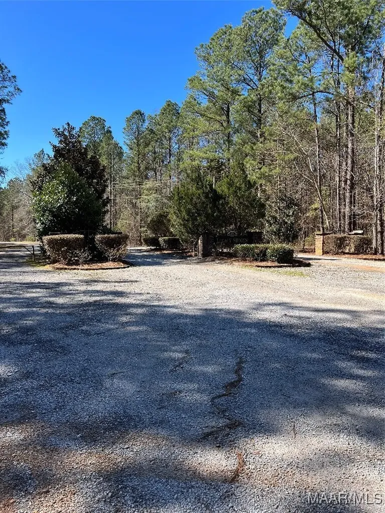 38 Legacy Shores Camden AL 36720