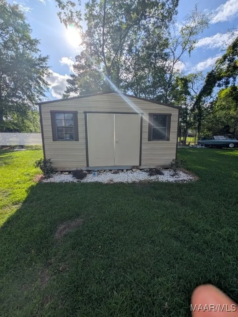 2302 Stonebridge Road Dothan AL 36301