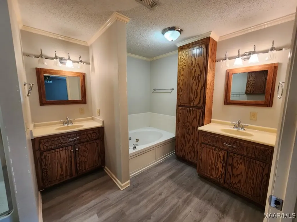 967 Lake Frankie Road Samson AL 36477