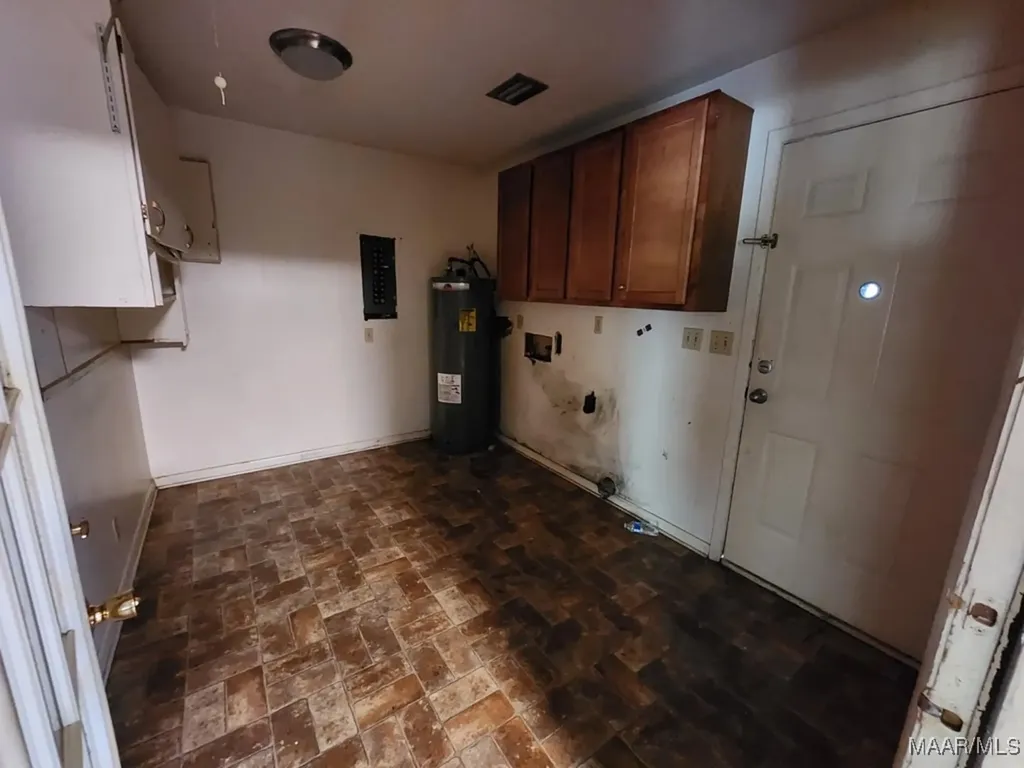 967 Lake Frankie Road Samson AL 36477