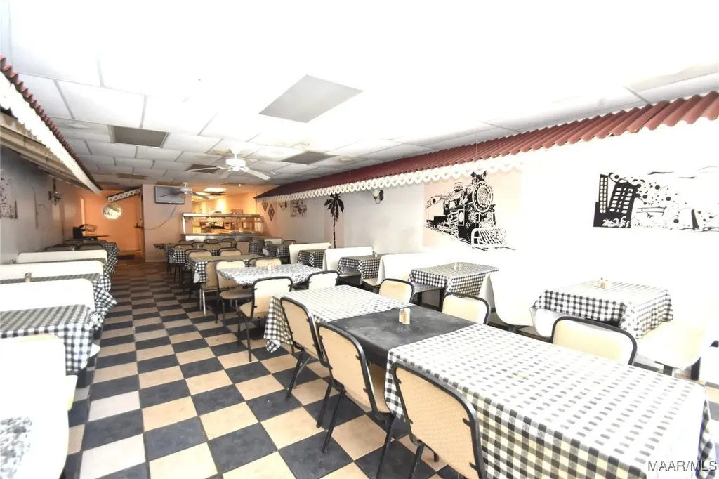 198 W Reynolds Street Ozark AL 36360